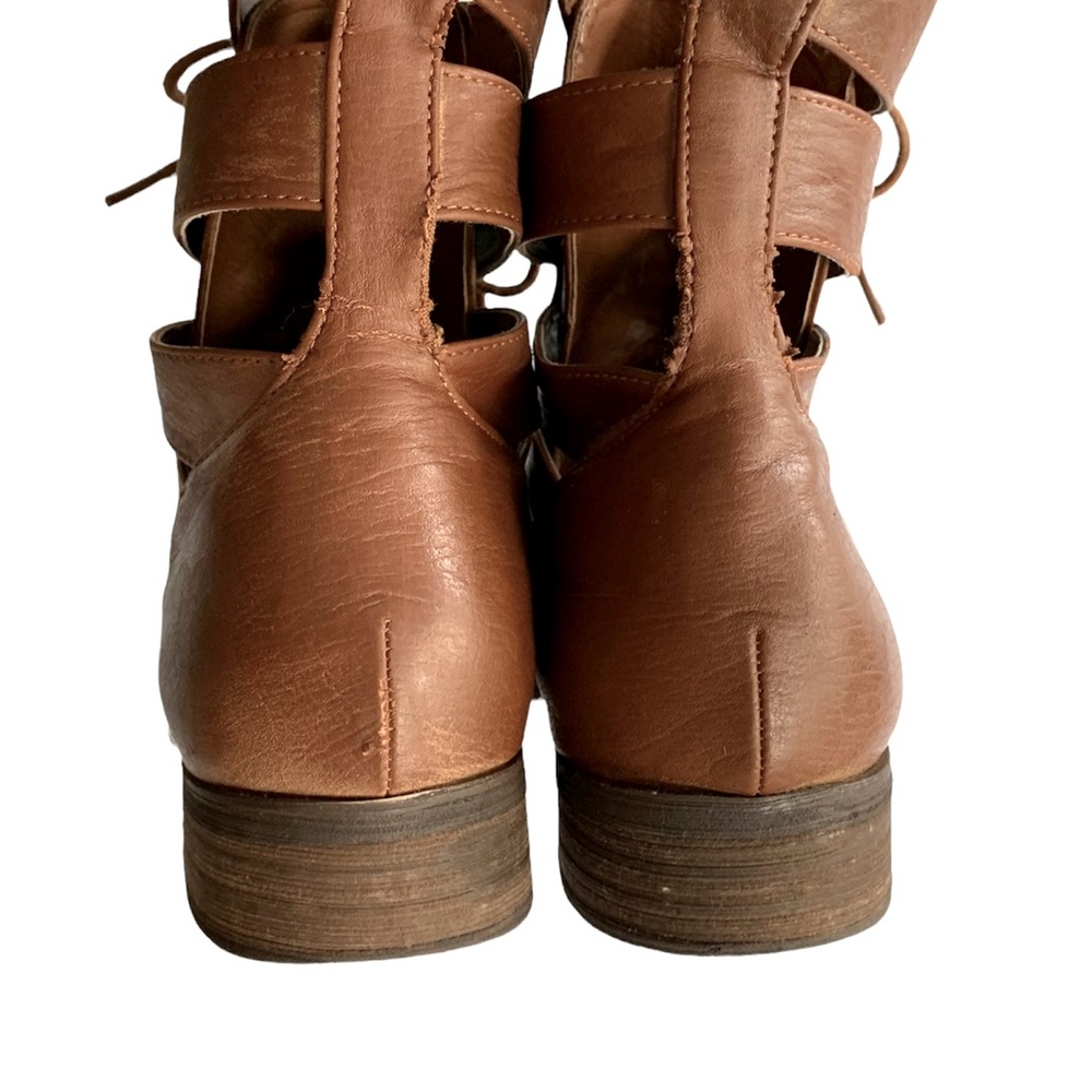 SOLD !!FOREVER 21 BOOTIE - LACE UP- SIZE 9 - Picture 8 of 9